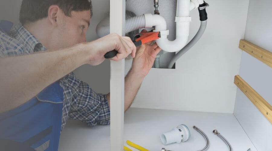 Professional Leak Detection Services in Girard, IL